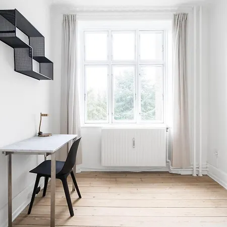 Beautiful 2-bedroom *